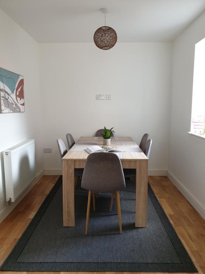 Cheerful 1 Private Room-Ensuite With Free Parking Silverdale  Eksteriør billede